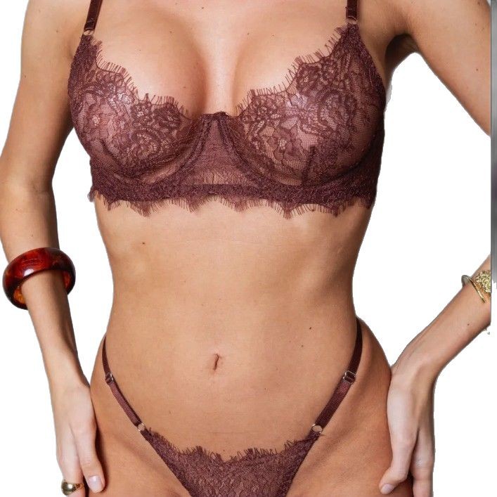 Sexy Dessous-Set aus Spitze – mit Cut-Out-BH